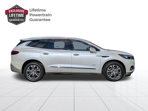 Used 2018 Buick Enclave Avenir w/ Avenir Technology Package image 2