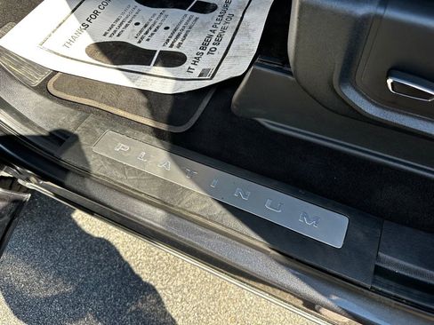 Used 2019 Ford F250 Platinum w/ Platinum Ultimate Package image 29