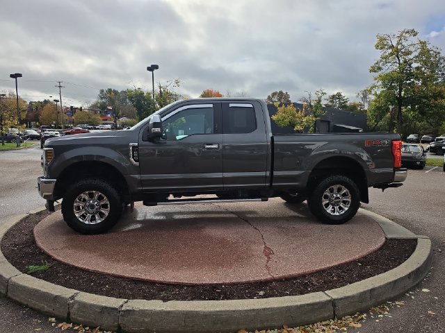 Used 2019 Ford F250 XLT w/ XLT Premium Package AWD/4WD image 2