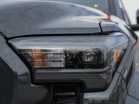 New 2026 Toyota Tacoma SR5 image 12