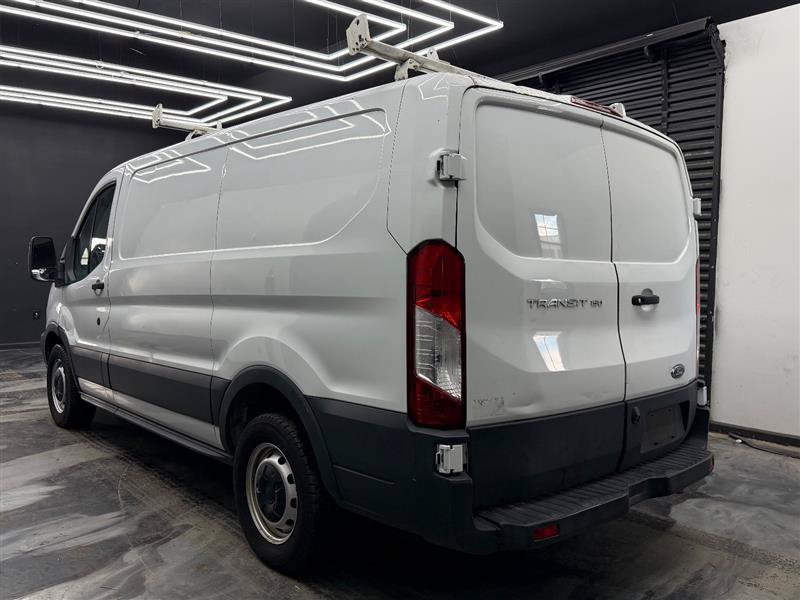 Used 2019 Ford Transit 150 130 Low Roof RWD image 3