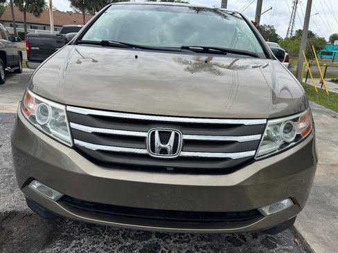Used 2013 Honda Odyssey Touring Elite image 6