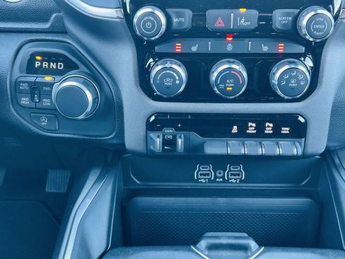 New 2026 RAM 1500 Big Horn AWD/4WD image 24