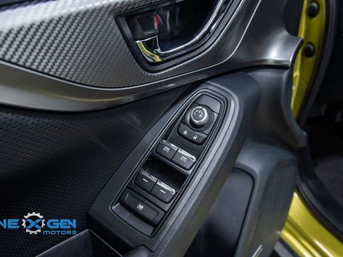 Used 2021 Subaru Crosstrek 2.5i Limited w/ Moonroof Package 2 image 12