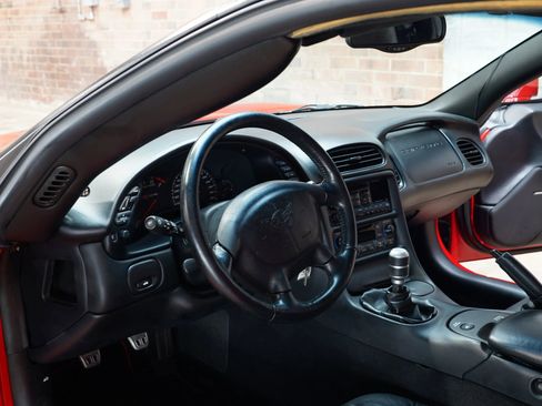 Used 2003 Chevrolet Corvette Z06 w/ Memory Package, 3 Drivers image 41