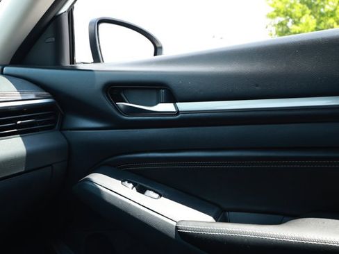 Used 2019 Nissan Altima 2.0 Edition One FWD image 29