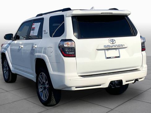 Used 2024 Toyota 4Runner TRD Sport w/ Technology Package AWD/4WD image 12