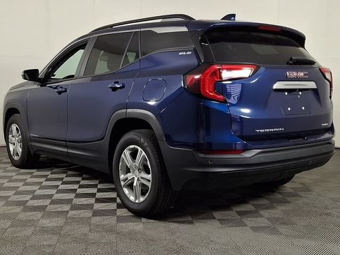 Used 2023 GMC Terrain SLE w/ Driver Convenience Package AWD/4WD image 7