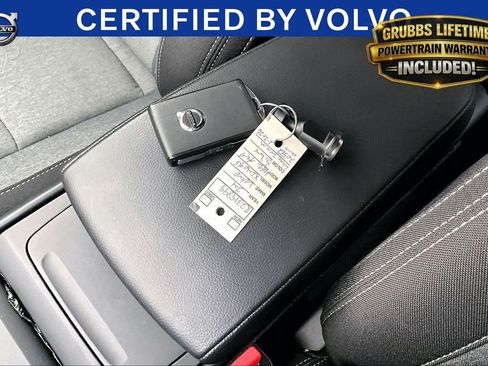 Certified 2024 Volvo XC40 B5 Core AWD/4WD image 13