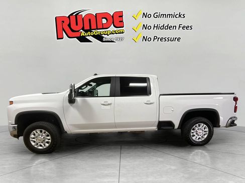 Used 2021 Chevrolet Silverado 3500 LT w/ All Star Edition AWD/4WD image 3