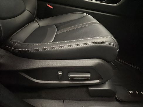 Certified 2023 Honda Pilot EX-L image 20