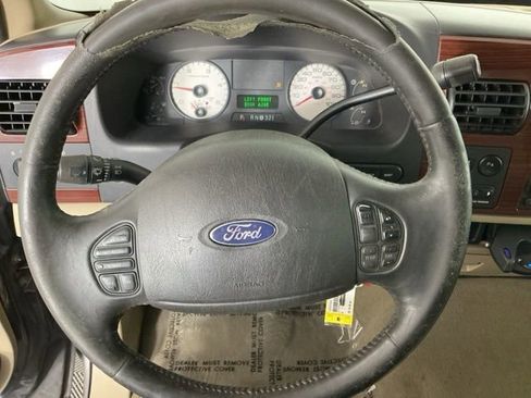 Used 2005 Ford F350 Lariat AWD/4WD image 13