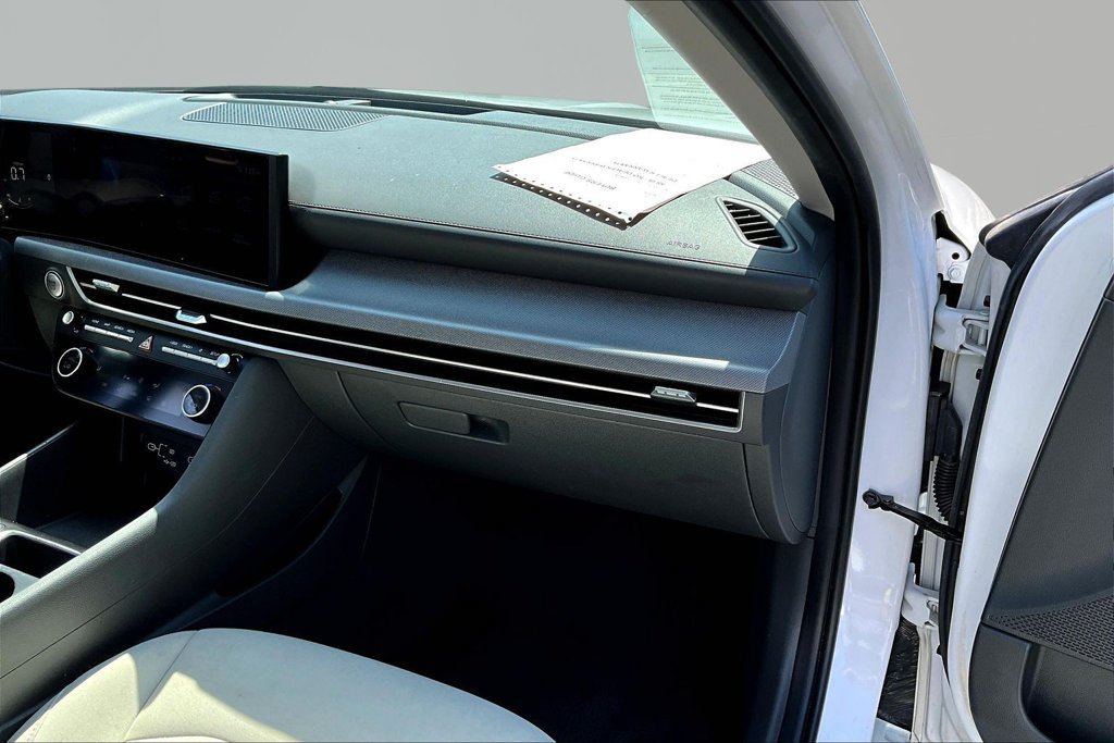 Used 2025 Hyundai Sonata SEL FWD image 26