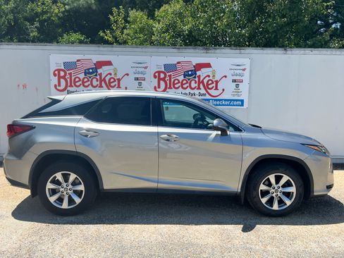 Used 2018 Lexus RX 350 AWD image 2