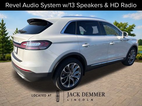 Used 2023 Lincoln Nautilus Reserve AWD/4WD image 7