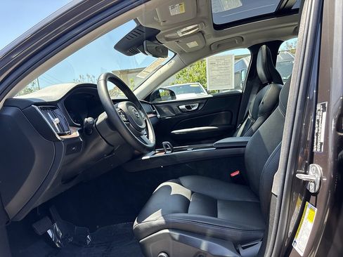 Used 2024 Volvo S60 B5 Plus w/ Climate Package AWD/4WD image 8