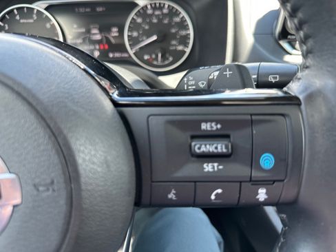 Used 2021 Nissan Rogue SV AWD/4WD image 24