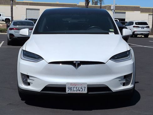 Used 2020 Tesla Model X Long Range image 3