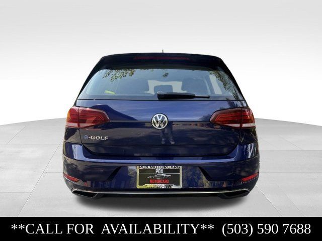 Used 2019 Volkswagen e-Golf SE FWD image 4
