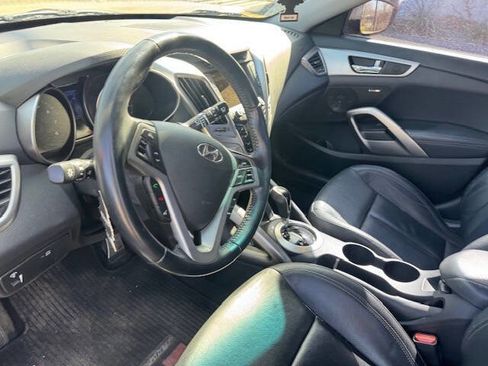 Used 2014 Hyundai Veloster RE:FLEX Edition image 23
