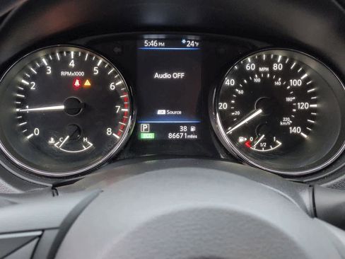 Used 2020 Nissan Rogue S image 30