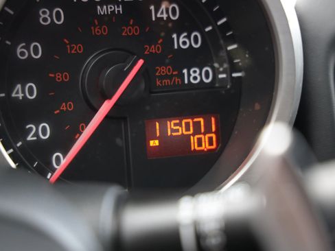 Used 2013 Nissan 370Z Touring w/ Sport Pkg RWD image 49