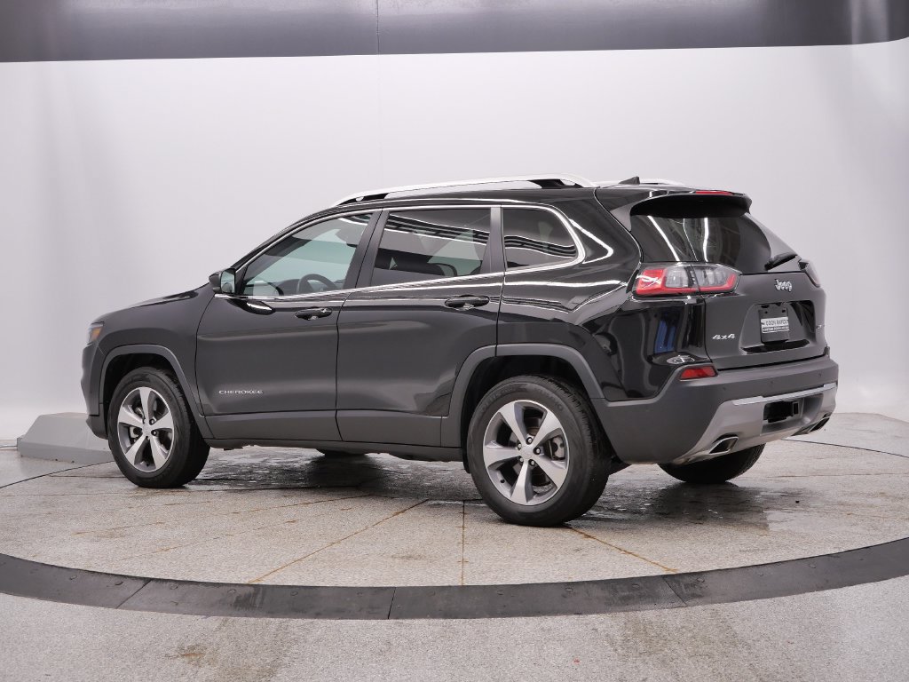 Certified 2021 Jeep Cherokee Limited w/ Elite Package AWD/4WD image 3