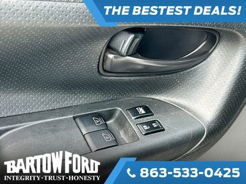 Used 2015 Nissan NV200 SV w/ Technology Package image 17