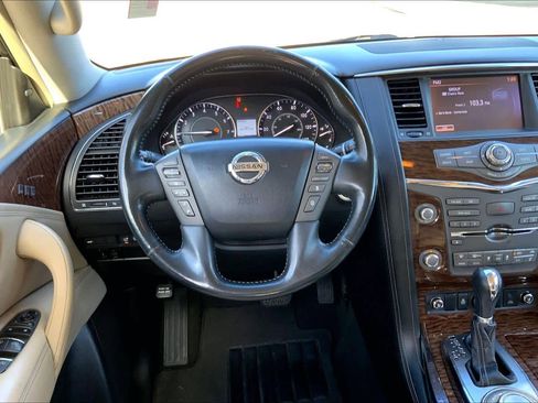Used 2017 Nissan Armada Platinum image 5
