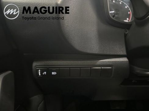 Used 2023 Toyota Corolla SE w/ SE Premium Package image 15