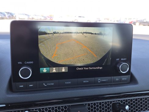 Used 2023 Honda Civic Sport image 5