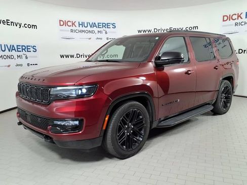 Used 2024 Jeep Wagoneer Series II w/ Convenience Group I AWD/4WD image 1