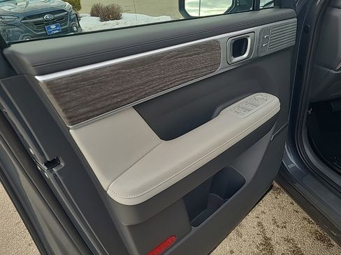 Used 2024 Hyundai Santa Fe Limited image 10