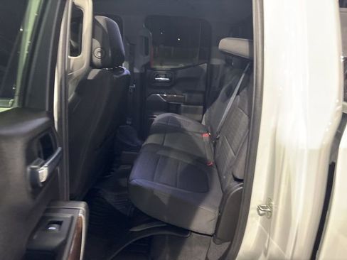 Used 2020 GMC Sierra 1500 SLE w/ SLE Value Package image 29