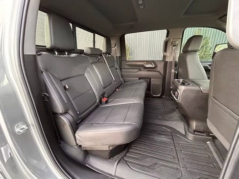 Used 2025 GMC Sierra 3500 SLT w/ SLT Premium Package image 49