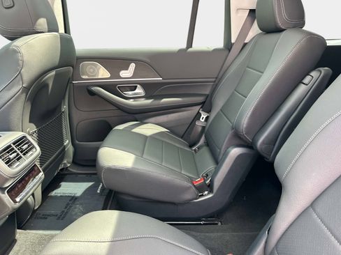 New 2026 Mercedes-Benz GLS 450 450 4MATIC SUV image 15