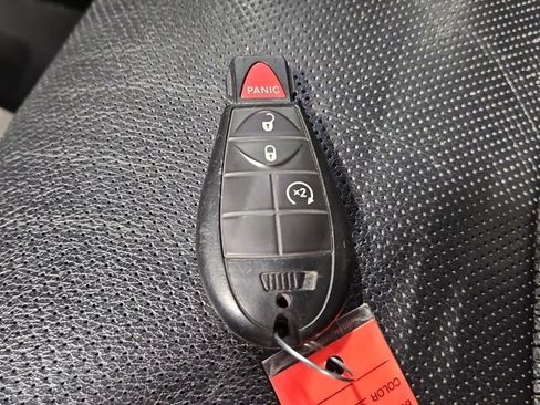 Used 2017 RAM 2500 Laramie image 28