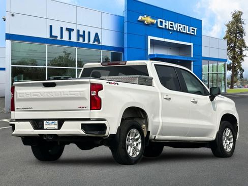 Used 2023 Chevrolet Silverado 1500 RST AWD/4WD image 2