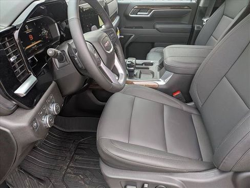New 2026 GMC Sierra 1500 Elevation w/ Elevation Premium Package AWD/4WD image 4
