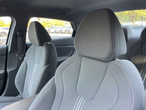 Used 2024 Hyundai Elantra SEL FWD image 23