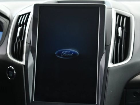 Used 2024 Ford Edge SEL w/ Convenience Package AWD/4WD image 9