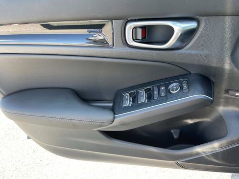 Certified 2025 Honda Civic Sport image 15