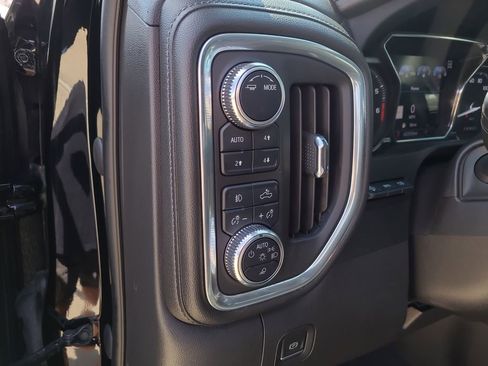 Used 2022 GMC Sierra 1500 Denali w/ Denali Reserve Package image 21