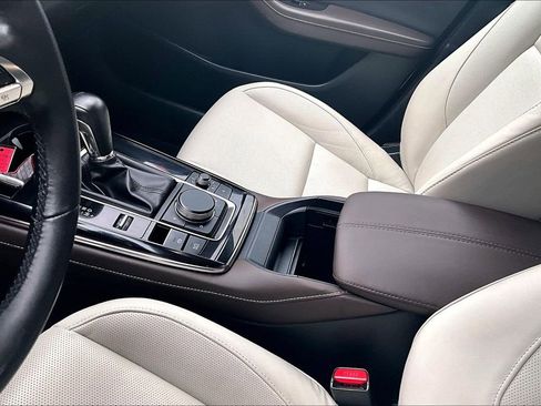 Used 2021 MAZDA CX-30 FWD 2.5 S w/ Premium Package image 16