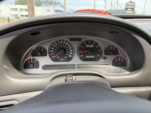 Used 2003 Ford Mustang Mach 1 RWD image 25