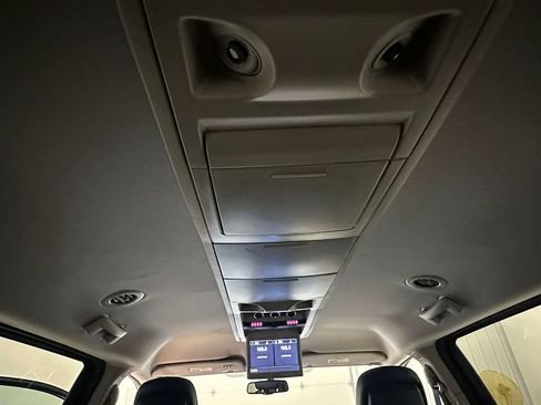 Used 2016 Chrysler Town & Country Touring w/ Driver Convenience Group FWD image 45