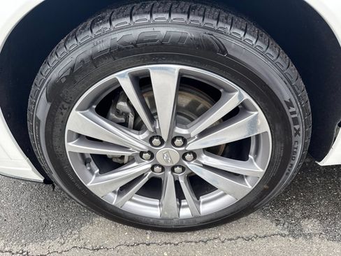 Used 2020 Cadillac XT6 Premium Luxury AWD/4WD image 11