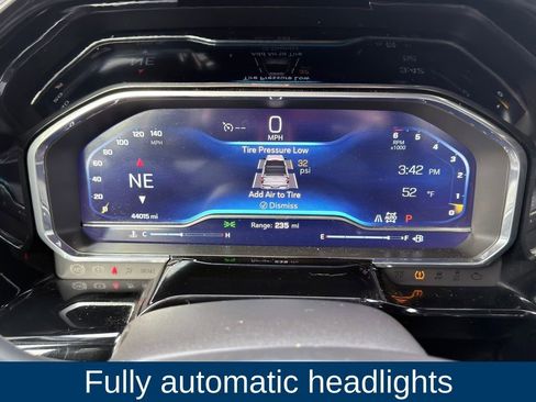 Used 2024 Chevrolet Silverado 1500 LT Trail Boss w/ Protection Package image 30