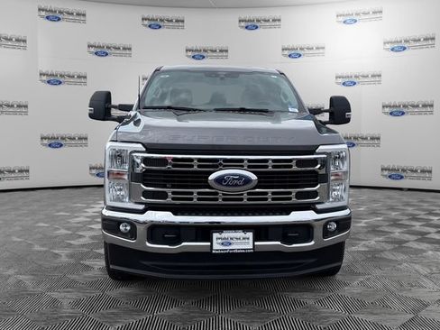 Used 2025 Ford F250 XLT AWD/4WD image 8