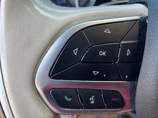 Used 2020 Chrysler Pacifica Limited FWD image 12